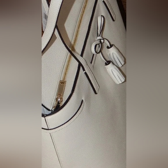 NWT KATE SPADE NEW YORK HAYES TOTE - Picture 6 of 10